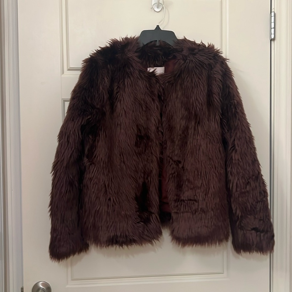 NWT Chelsea28 Maroon Burgundy Faux Fur Open Front Long Sleeve Lined Teddy Coat M